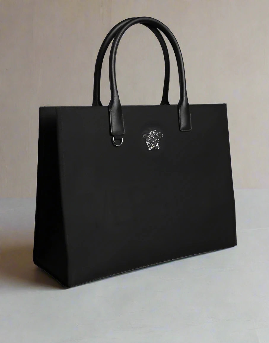 Sac fourre-tout Versace en toile et cuir avec poignée supérieure et logo noir