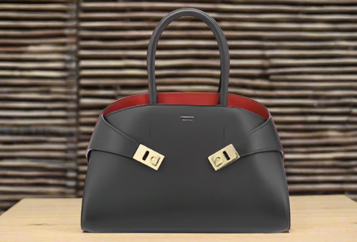 Ferragamo black/red HUG HANDBAG