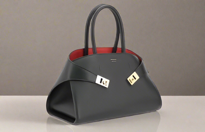 Ferragamo black/red HUG HANDBAG