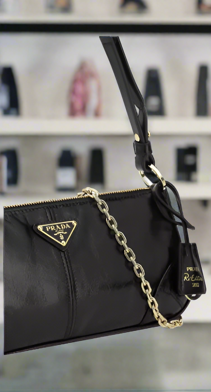 Prada black leather RE-EDITION 2002 SHOULDER BAG