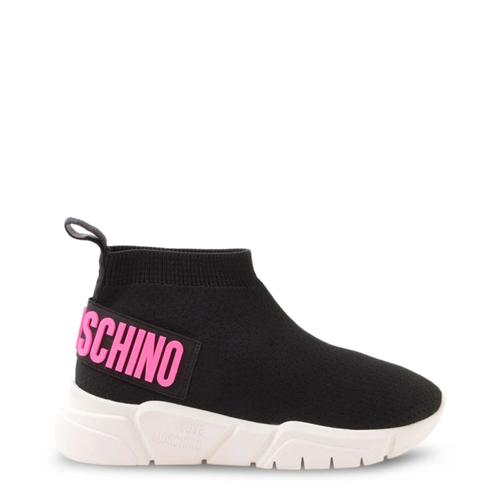 J'adore les baskets Moschino 